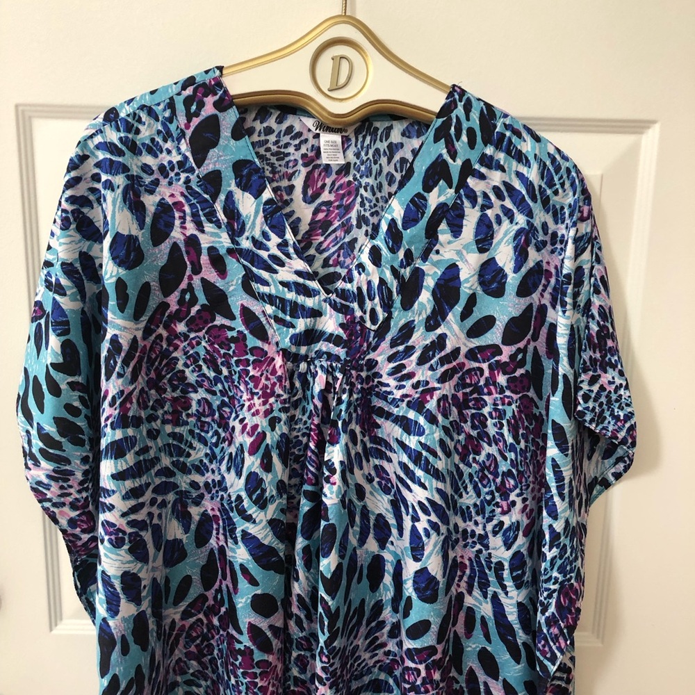 Winlar V-Neck Caftan - One Size Fits Most